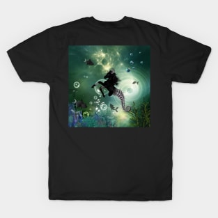 Wonderful dark steampunk seahorse T-Shirt